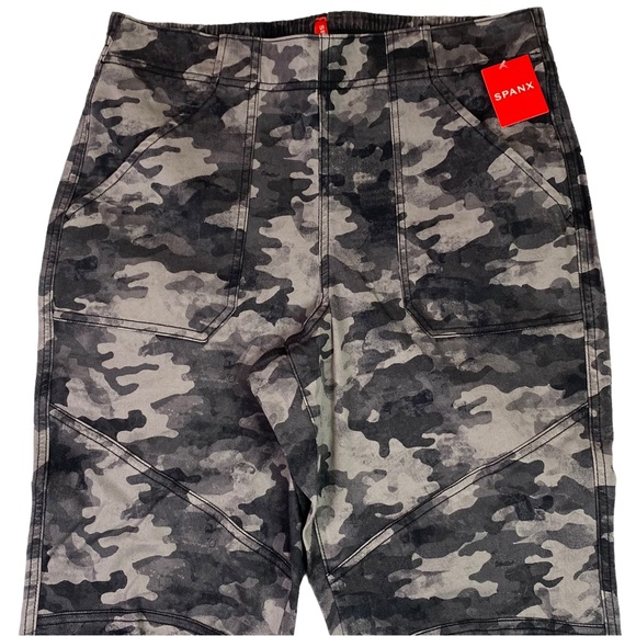 Spanx Camo Cargo Joggers Stretch Twill Blackwash Size X-Large NWT - Picture 10 of 16